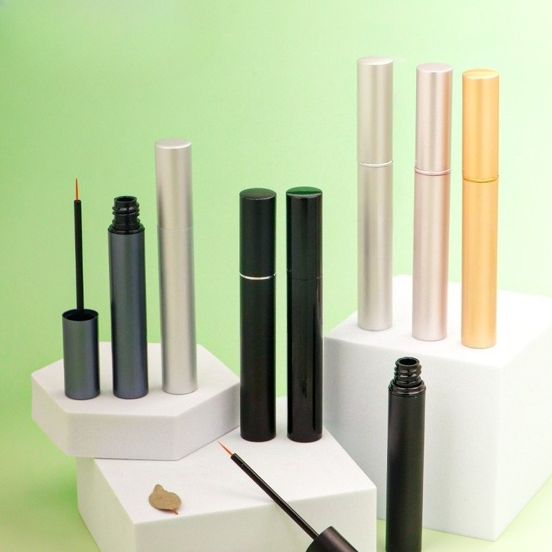 5ml Empty plastic Matte Silver - огляд і ціна Eyelash Extension Eyeliner